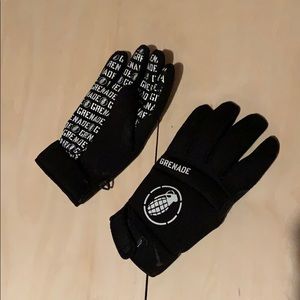 Grenade snowboard gloves